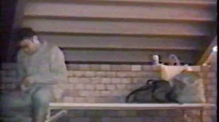 Aptitretande svenskporrfilm MILF aktier nöje med snopp