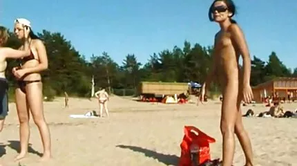 Visar hål av en svensk sexfilm gratis ganska mager nybörjare